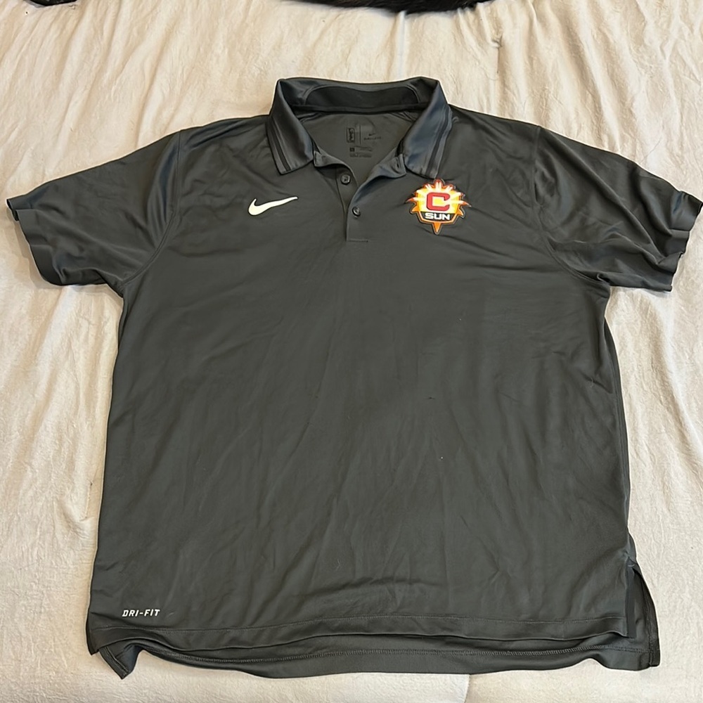 Nike grey dri-fit Polo Shirt with Connecticut Sun logo size XL extra large